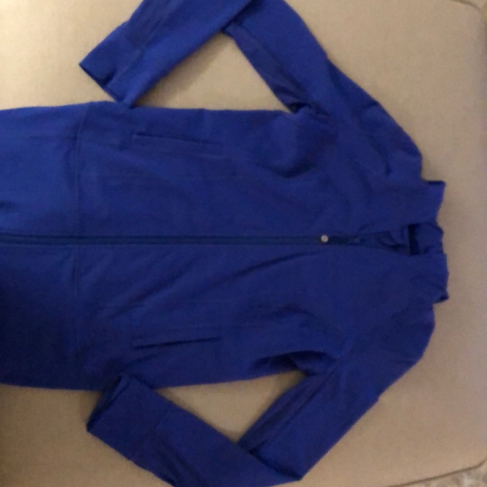 Royal blue lulu lemon zip up jacket w/ hood